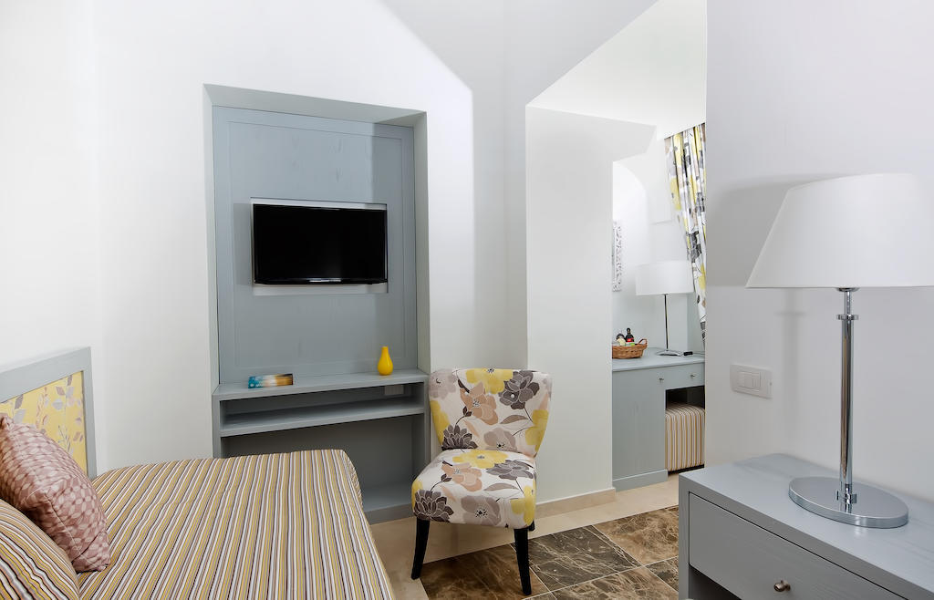 Single Room,107218659:JPEG